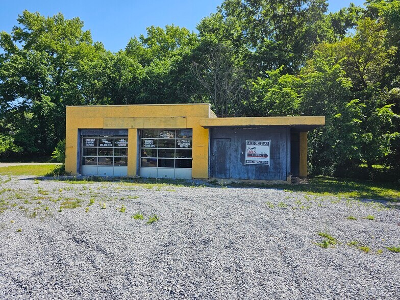 1705 Burnt Mill Rd, Voorhees, NJ à vendre - Photo du bâtiment - Image 3 de 6