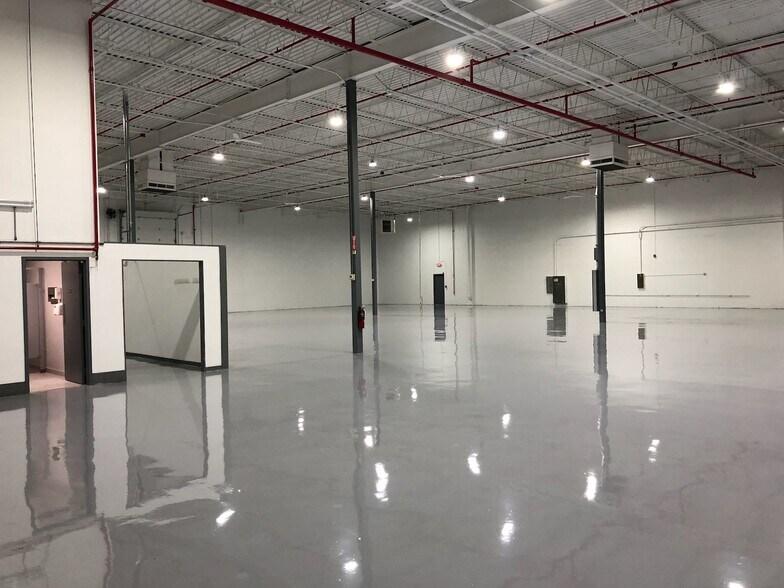 710-712 Anita Ave, Antioch, IL à louer - Photo intérieure - Image 2 de 8