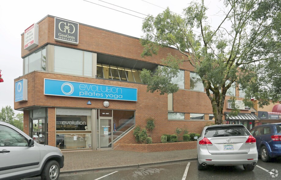 20457 Fraser Hwy, Langley, BC à louer - Photo du bâtiment - Image 3 de 5