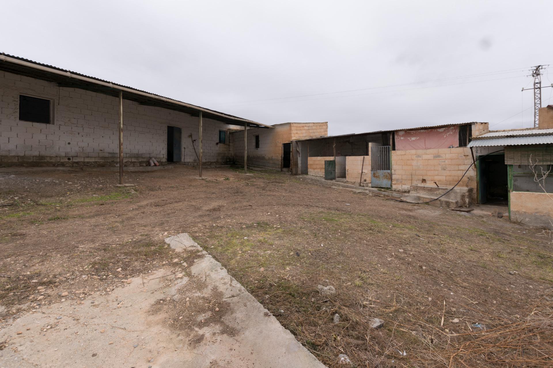 Land in Moraleda de Zafayona for sale Building Photo- Image 1 of 19