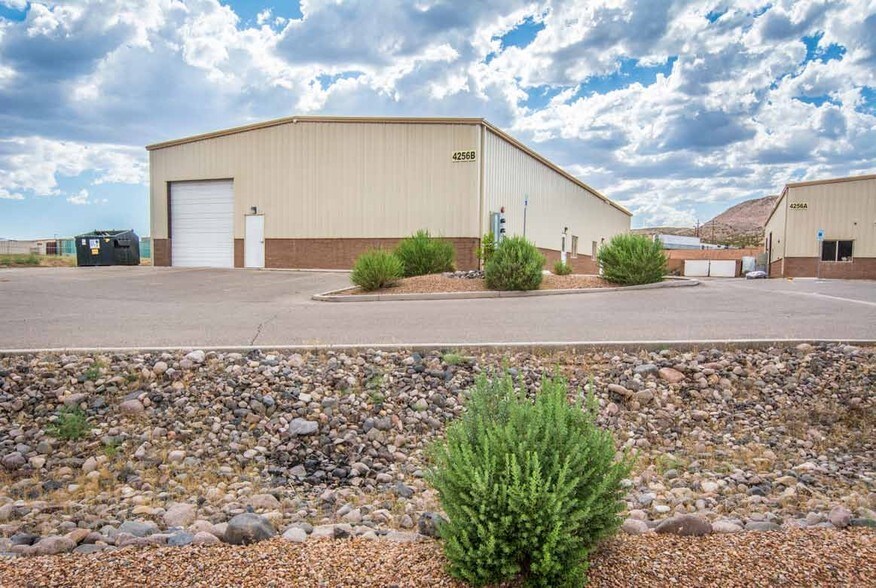 4256 S 950 E, St George, UT à vendre - Photo principale - Image 1 de 6