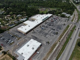 More details for 2700-2738 W Old Highway 441, Mount Dora, FL - Retail for Sale
