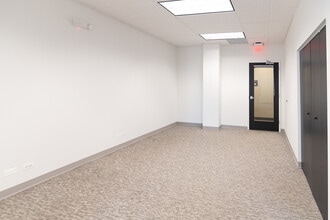 5105 Tollview Dr, Rolling Meadows, IL for lease Interior Photo- Image 2 of 6