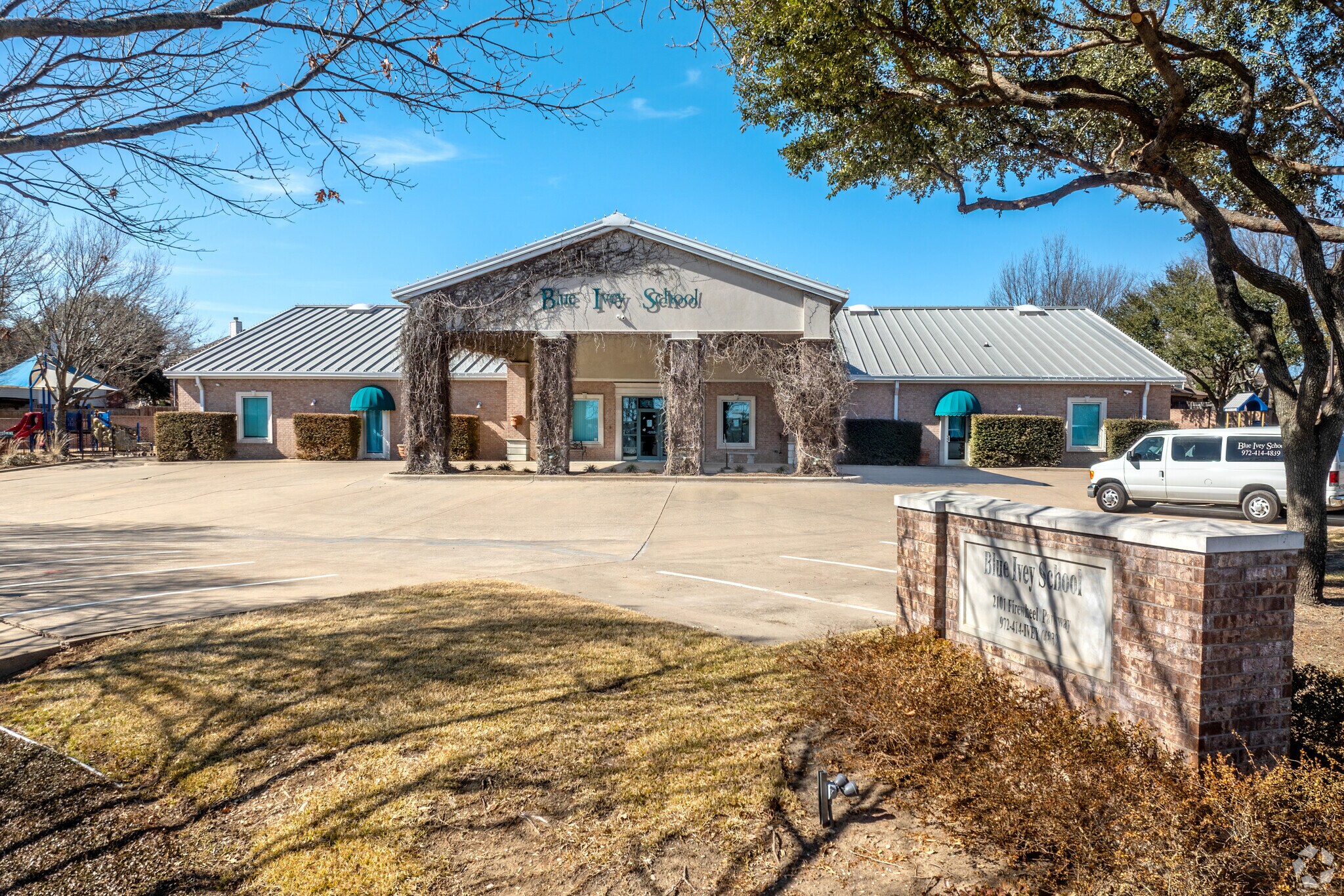 2101 Firewheel Pky, Garland, TX à vendre Photo du bâtiment- Image 1 de 21