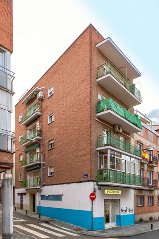 Plus de détails pour Calle Veza, 7, Madrid - Multi-résidentiel à vendre