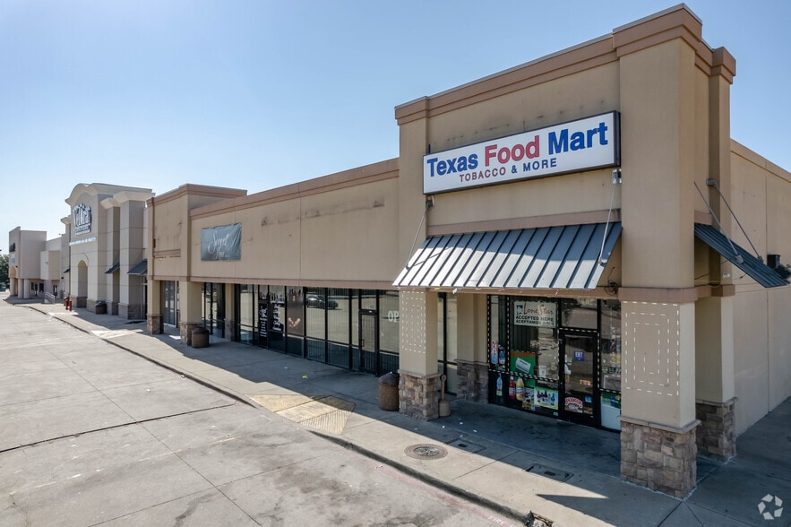 2984 W Wheatland Rd, Dallas, TX for lease - Building Photo - Image 3 of 6