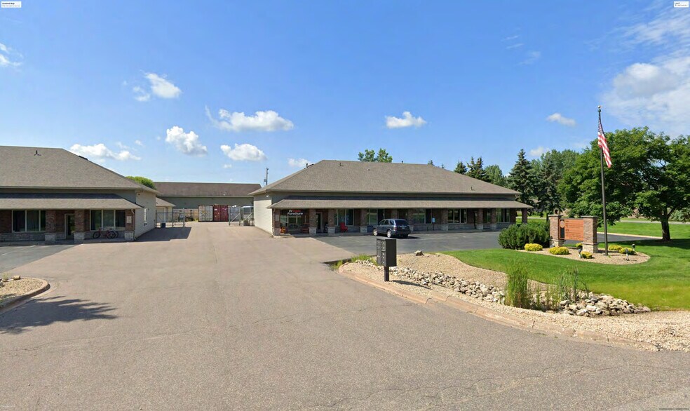 2360 County Road J E, White Bear Township, MN à vendre - Photo principale - Image 1 de 14