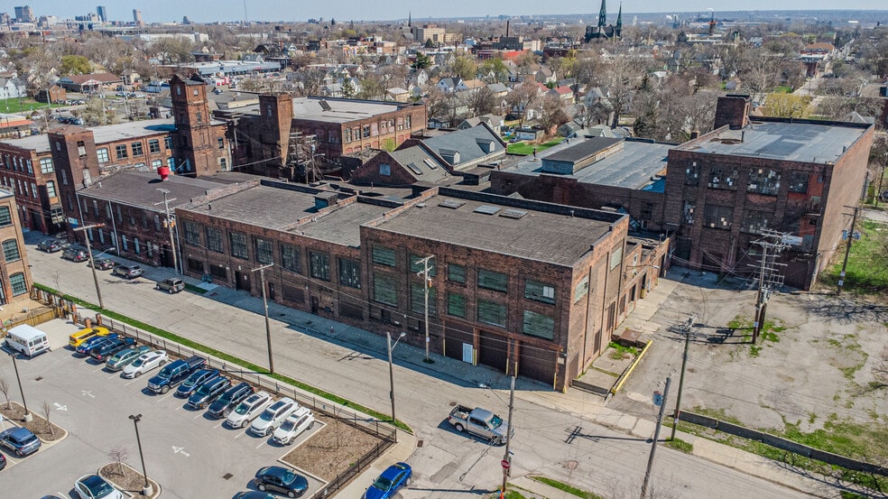 3155 W 33rd St, Cleveland, OH for sale - Building Photo - Image 3 of 37