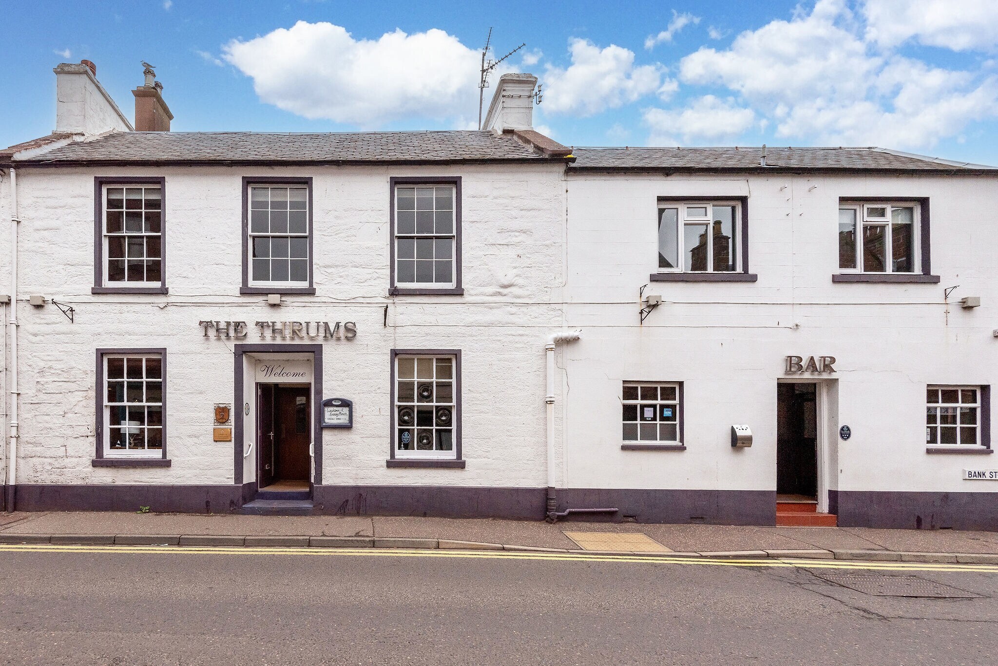 25 Bank St, Kirriemuir à vendre Photo du bâtiment- Image 1 de 27