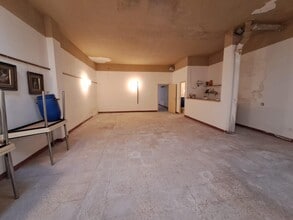 Retail in Vilanova del Camí, Barcelona for lease Interior Photo- Image 1 of 7