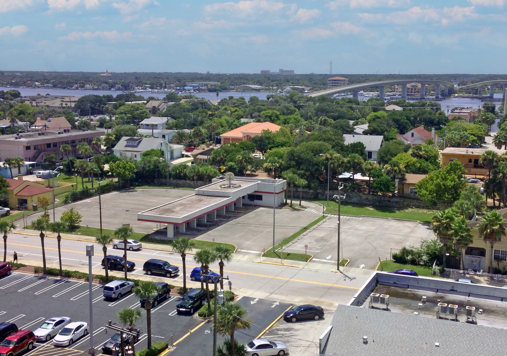 519 Oleander ave, Daytona Beach, FL à vendre Photo principale- Image 1 de 3