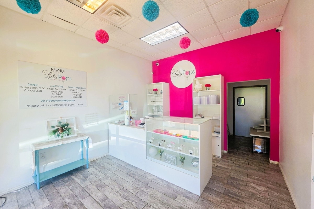 3851 SW Green Oaks Blvd, Arlington, TX for lease Interior Photo- Image 1 of 3