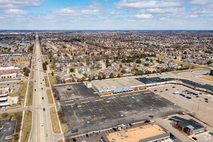 15255-15449 Hall Rd, Macomb Township, MI for lease - Aerial - Image 2 of 11