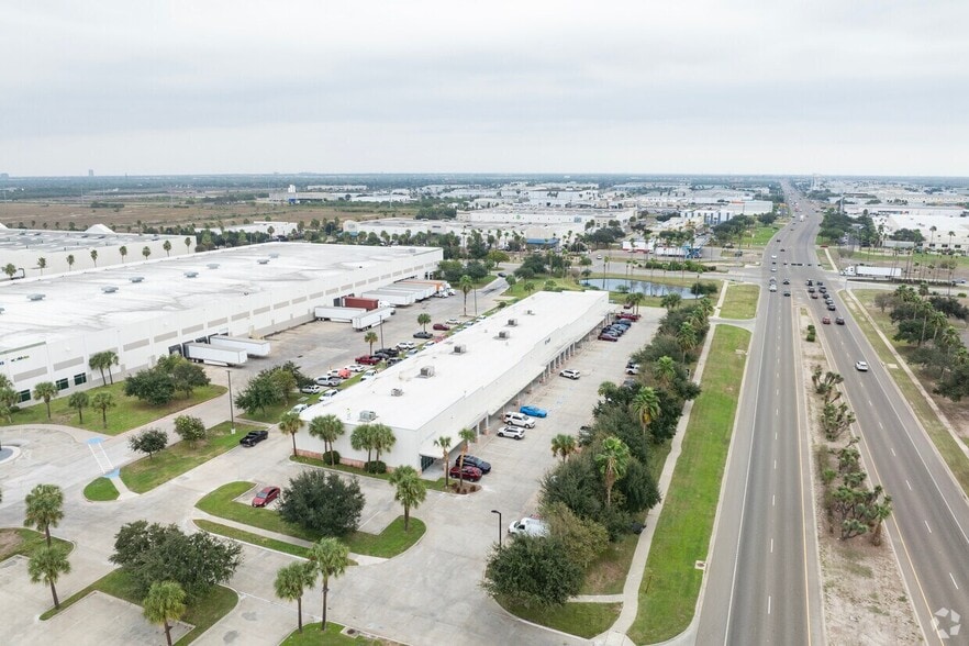 5000 W Military Hwy, McAllen, TX for lease - Building Photo - Image 3 of 5