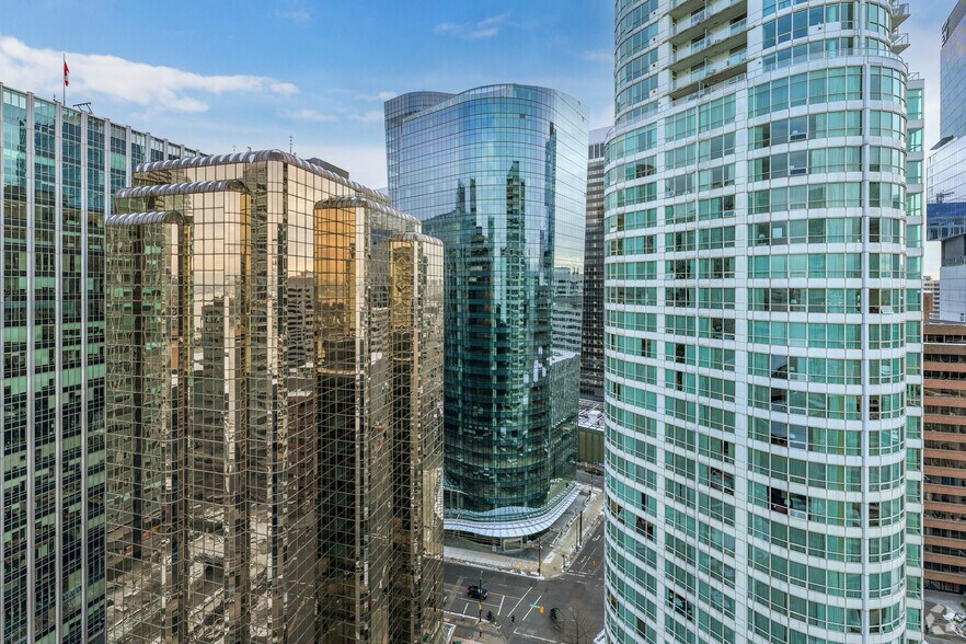 1090 W Pender St, Vancouver, BC à louer - Photo du bâtiment - Image 2 de 9