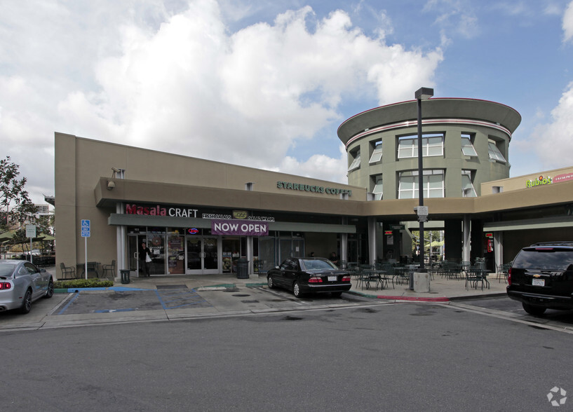 2 Hutton Centre Dr, Santa Ana, CA for lease - Building Photo - Image 3 of 8