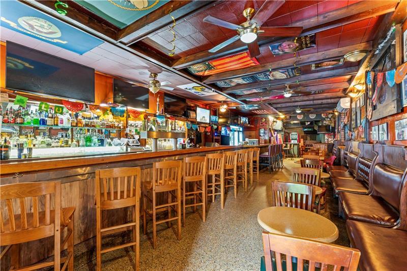 227-229 S Main St, Washington, PA à vendre - Photo du bâtiment - Image 3 de 44