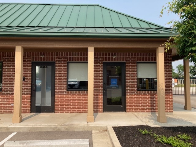 16156 Spring Mill Rd, Westfield, IN for lease Building Photo- Image 1 of 1