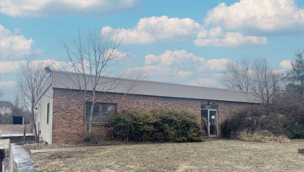 460-464 N Randolph Ave, Cinnaminson, NJ à louer - Photo du bâtiment - Image 1 de 9