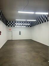 1421 S Fretz Dr, Edmond, OK à louer Photo du bâtiment- Image 1 de 7