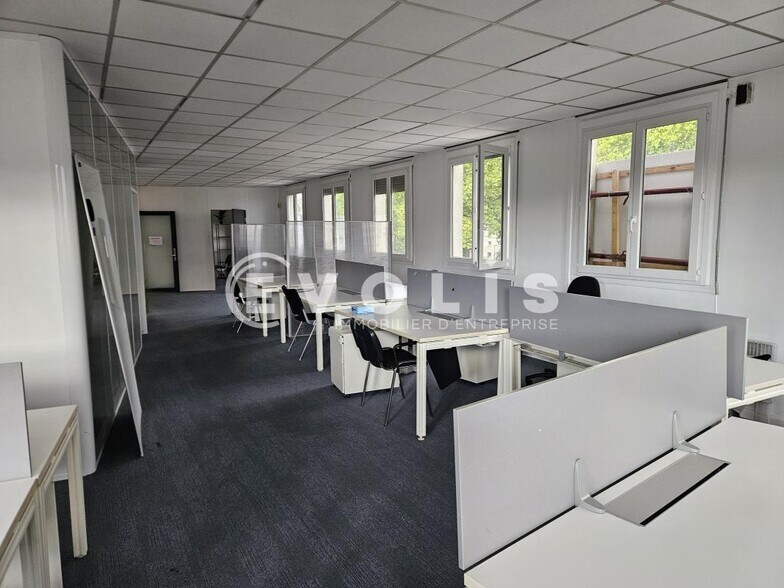 Bureau dans Montrouge à louer - Photo intérieure - Image 3 de 12