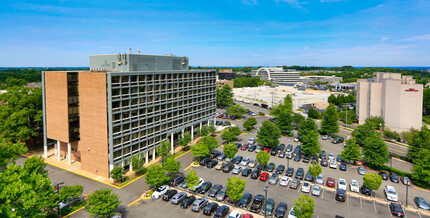 8229 Boone Blvd, Vienna, VA à louer Photo du b timent- Image 1 de 1