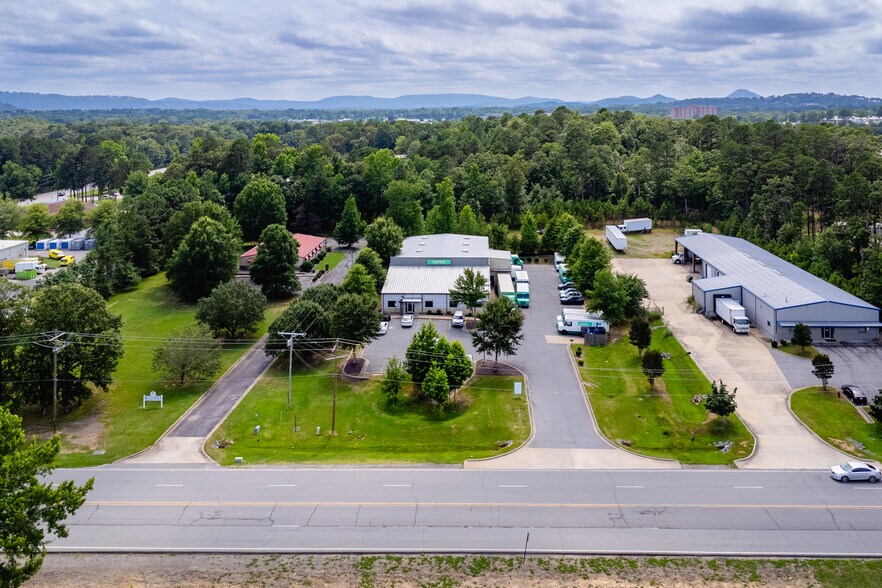201 Murphy Dr, Maumelle, AR à louer - Photo du bâtiment - Image 2 de 40