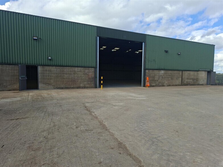 Pendock Ln, Bradmore à louer - Photo du bâtiment - Image 3 de 23