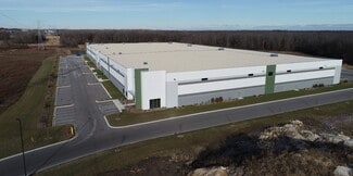 Plus de détails pour N102 W19300 Willow Creek Way, Germantown, WI - Industriel à louer