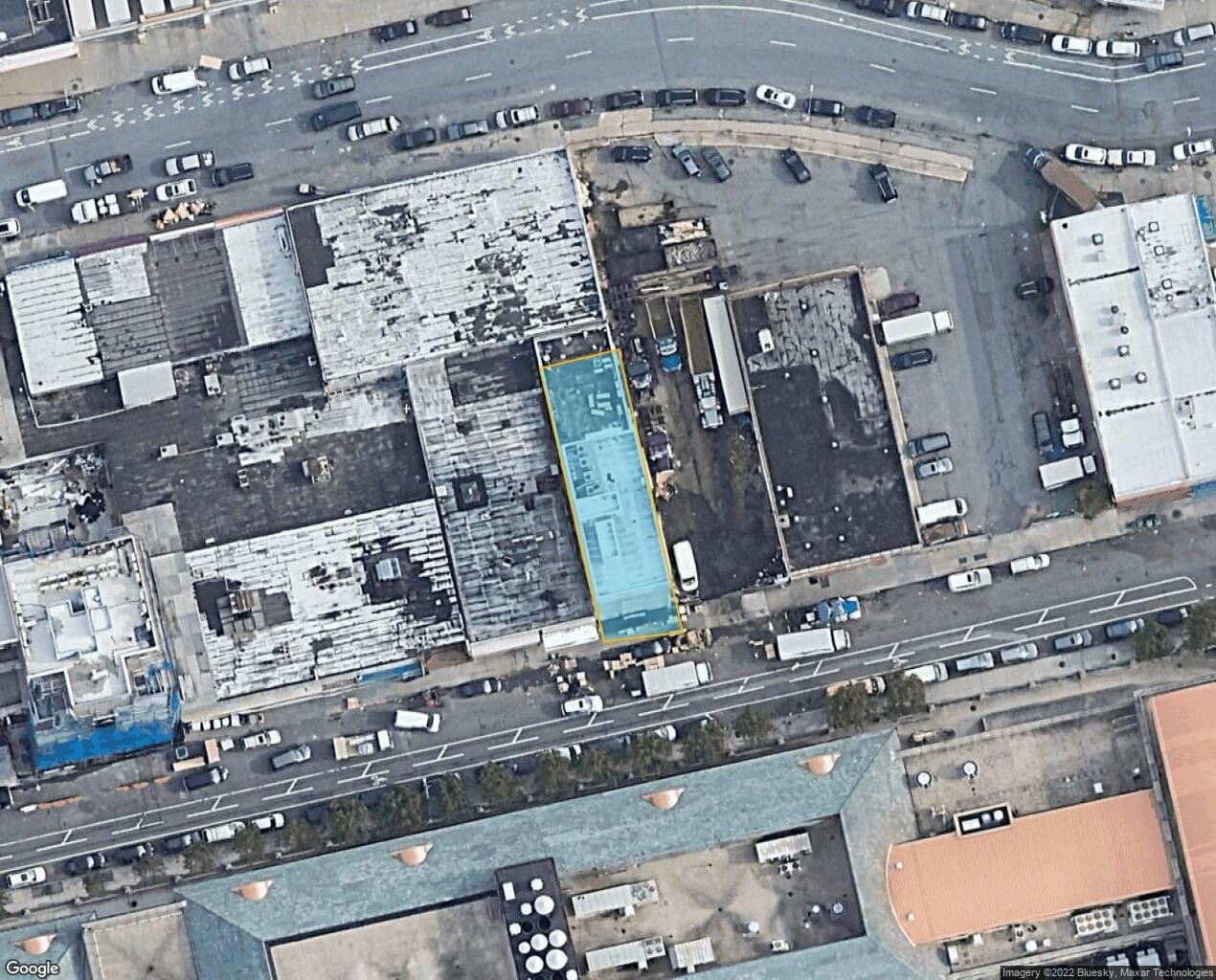 131-35 Fowler Ave, Flushing, NY for lease Primary Photo- Image 1 of 2