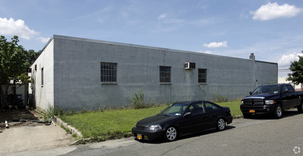 55 Rome St, Farmingdale, NY for lease - Building Photo - Image 3 of 5