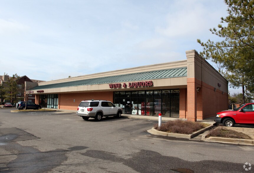 9329-9330 Poplar Pike, Germantown, TN for lease - Building Photo - Image 2 of 5