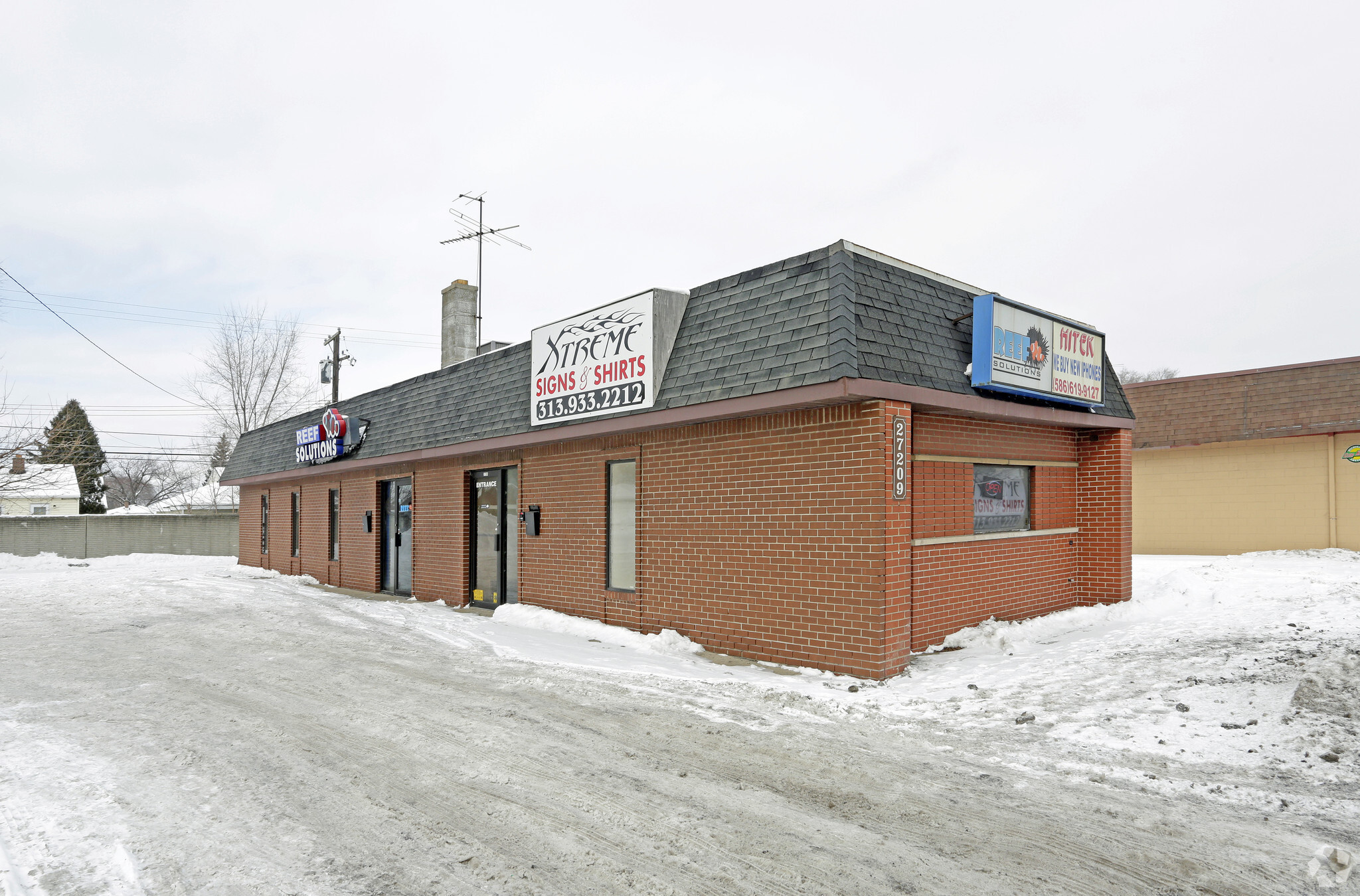 27209 Van Dyke Ave, Warren, MI for sale Primary Photo- Image 1 of 1