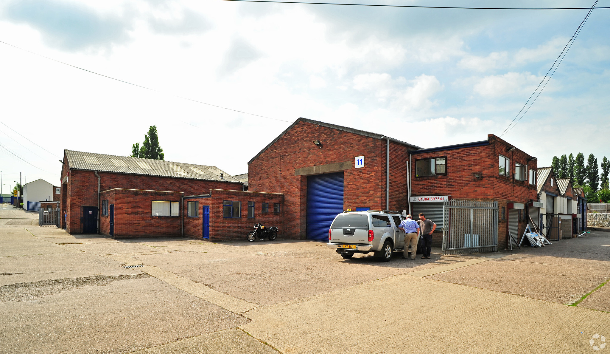 Oak St, Brierley Hill for lease Primary Photo- Image 1 of 5