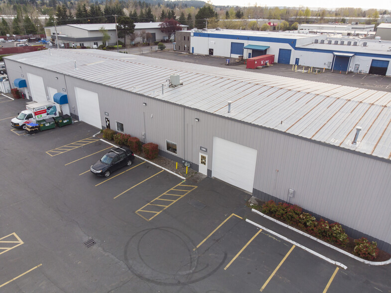 12683-12689 NE Whitaker Way, Portland, OR for lease - Building Photo - Image 3 of 6