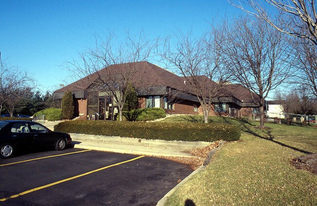 More details for 9 Pheasant Run, Newtown, PA - Retail for Lease