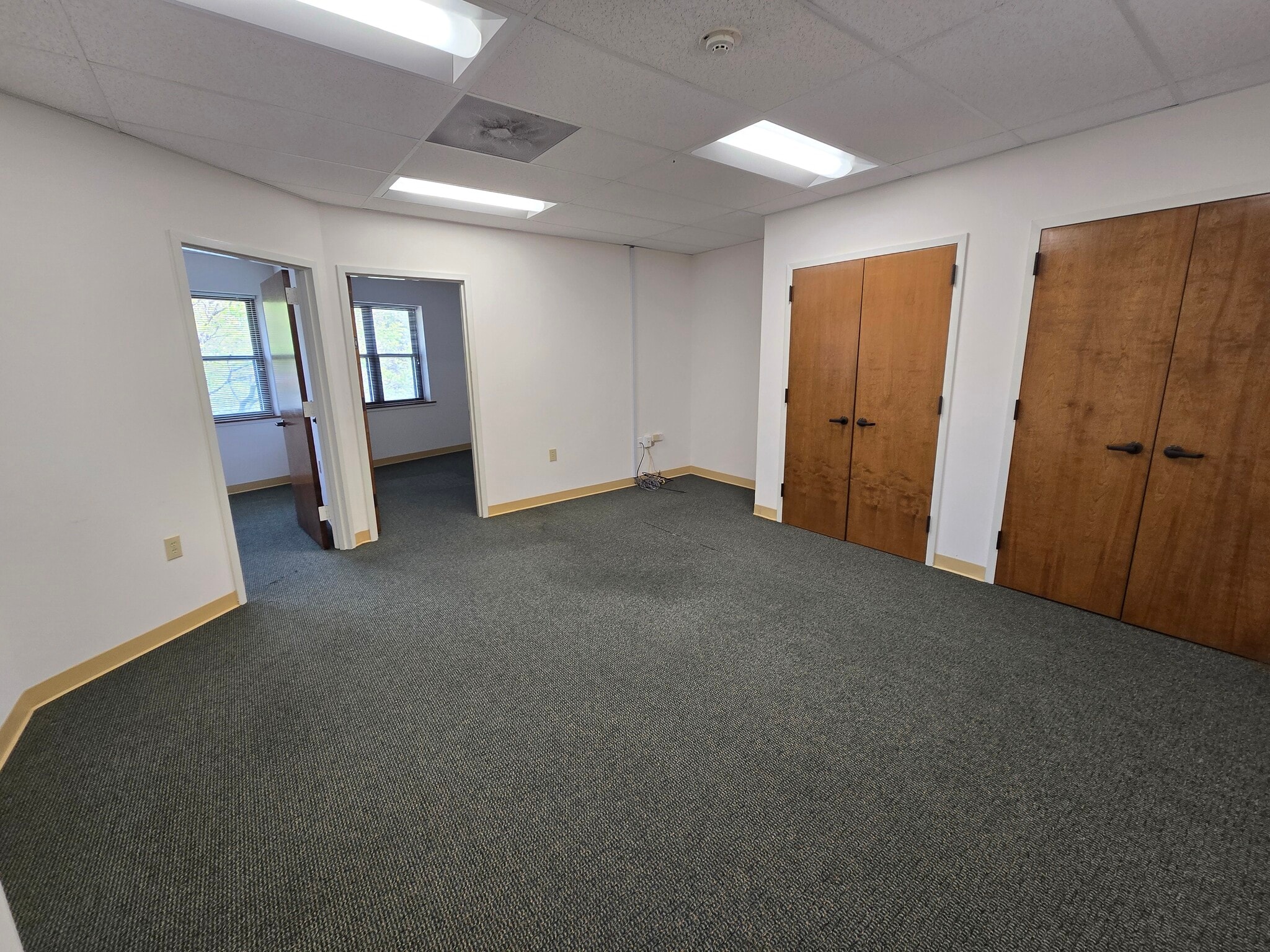 205 W Main St, Carrboro, NC for lease Interior Photo- Image 1 of 4