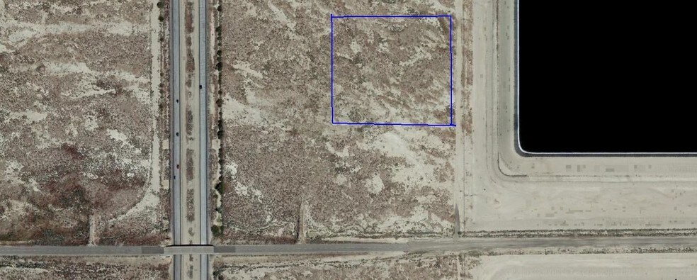 Off Of Avenue, Lancaster, CA for sale - Building Photo - Image 1 of 6