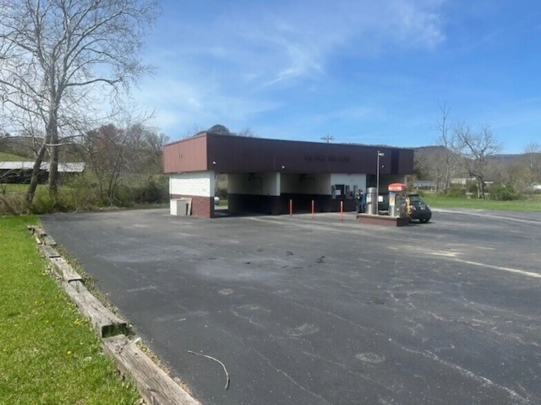 10326 Battlefield Memorial Hwy, Berea, KY à vendre - Photo principale - Image 2 de 4
