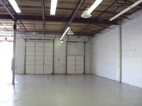 150-180 Dupont St, Plainview, NY for lease Interior Photo- Image 2 of 3