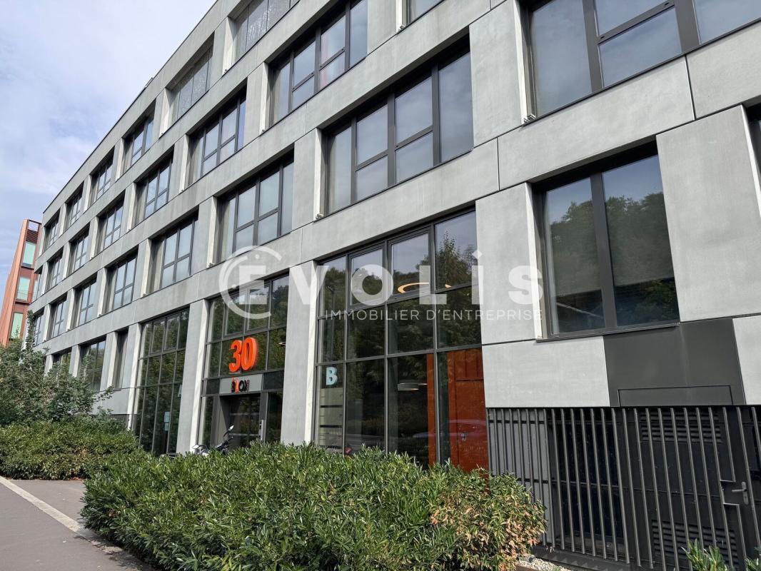 30 Rue Joannès Carret, Lyon for lease Building Photo- Image 1 of 27
