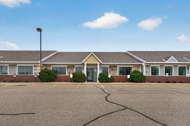 More details for 1063-1123 Weir Dr, Woodbury, MN - Office for Sale