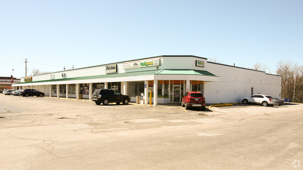 29215-29239 Euclid Ave, Wickliffe, OH for lease - Building Photo - Image 3 of 5