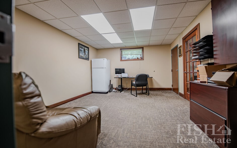 7129 Nittany Valley Dr, Mill Hall, PA for lease - Building Photo - Image 3 of 11
