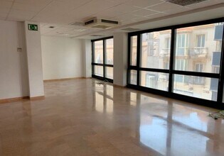 Retail in Tarragona, Tarragona for lease Interior Photo- Image 2 of 13