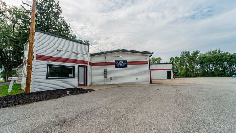 5101 E State Rd 231, Crown Point, IN à vendre - Photo du b timent - Image 1 de 1