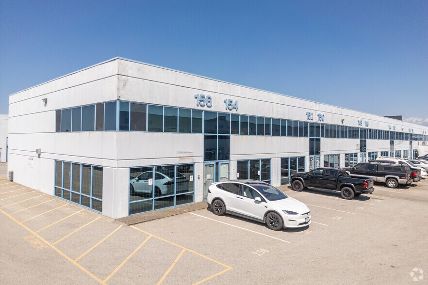 11788 River Rd, Richmond, BC à louer - Photo du bâtiment - Image 1 de 3