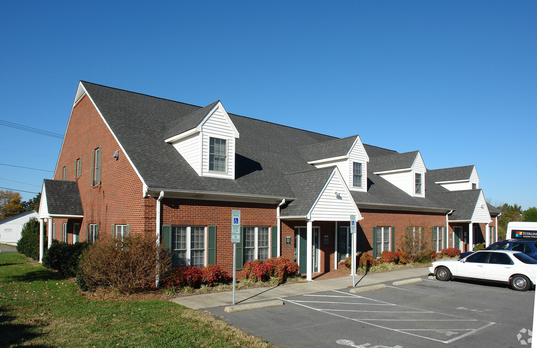 3802 Clemmons Rd, Clemmons, NC à louer Photo principale- Image 1 de 9