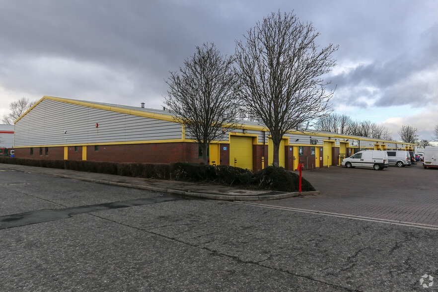 Enterprise Way, Bradford à louer - Photo principale - Image 1 de 4