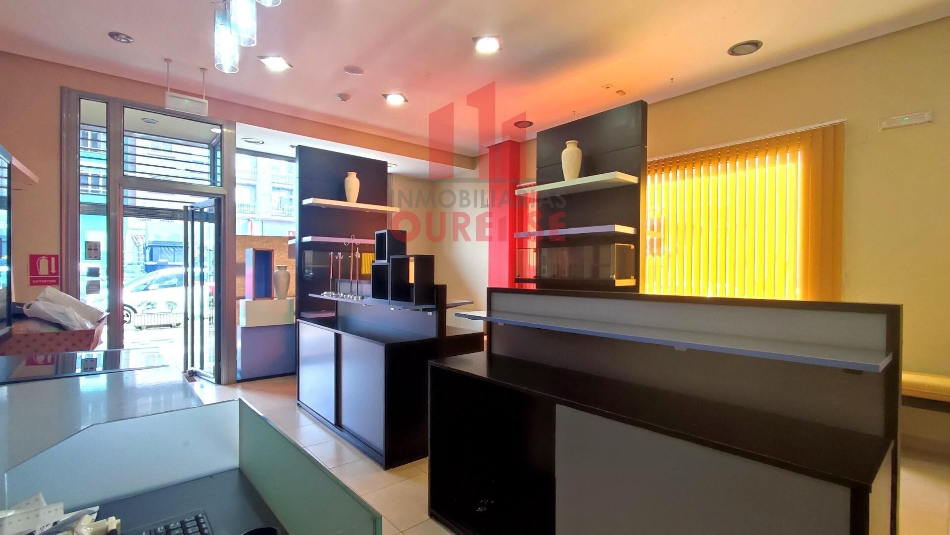Retail in Ourense, Orense for sale Interior Photo- Image 1 of 11